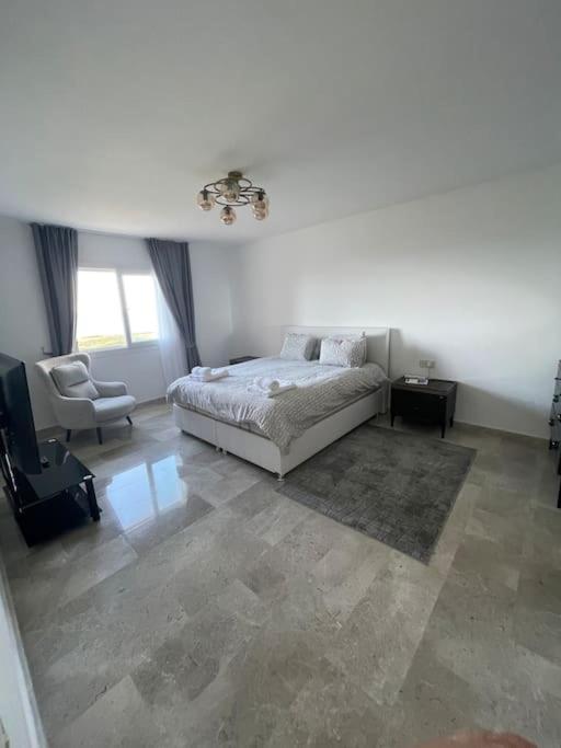Large Super Lux Apartment In Thalassa Beach Resort Vokolidha Exterior foto
